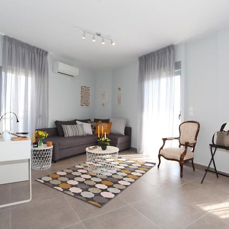 Edem Beach Apartment With Sea View By Athenian Homes Exterior photo